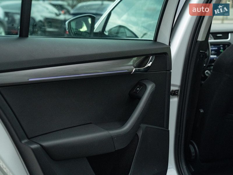 Універсал Skoda Octavia 2018 в Чернівцях