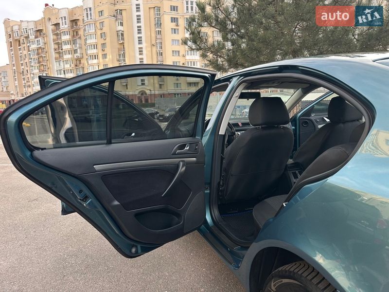 Лифтбек Skoda Octavia 2006 в Николаеве