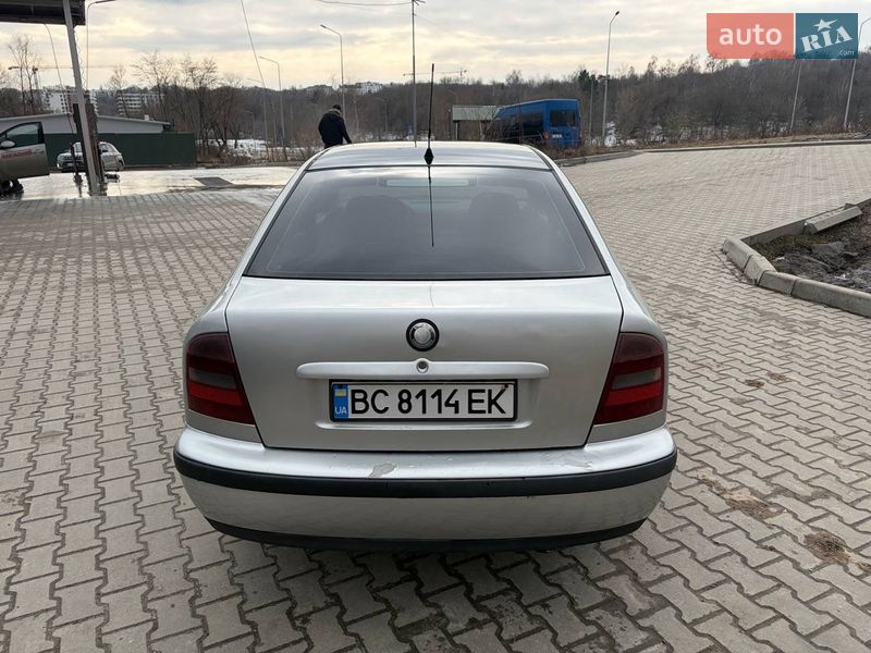 Лифтбек Skoda Octavia 1999 в Львове