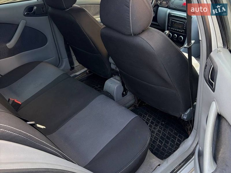 Лифтбек Skoda Octavia 1999 в Львове