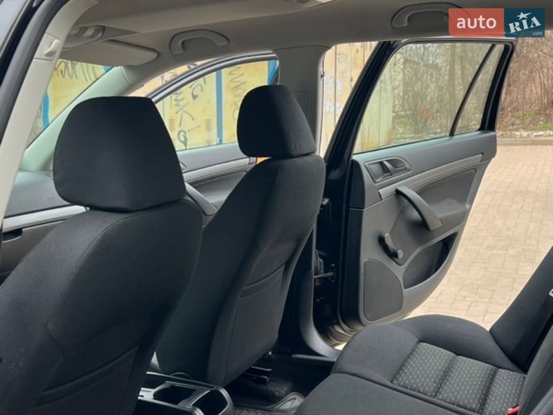 Універсал Skoda Octavia 2010 в Кривому Розі