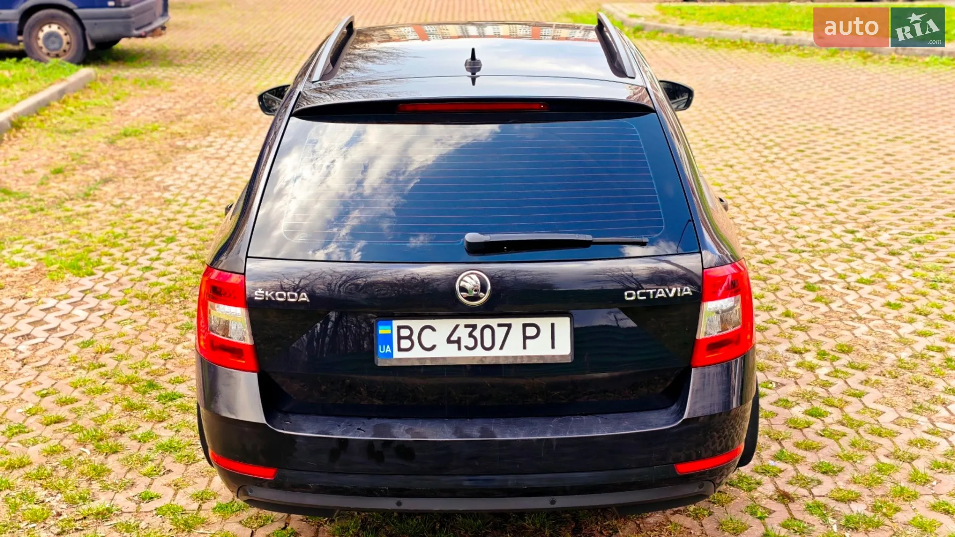 2017 Skoda Octavia - мініатюра 16