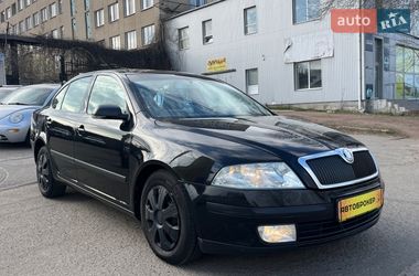 Лифтбек Skoda Octavia 2006 в Николаеве