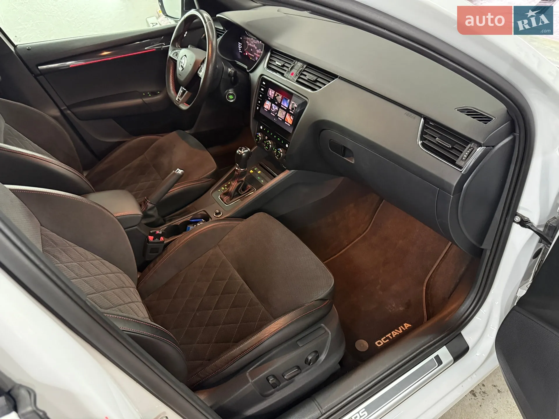 2019 Skoda Octavia - мініатюра 68