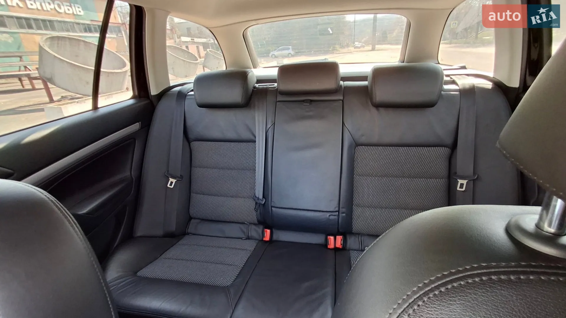 2012 Skoda Octavia - мініатюра 11