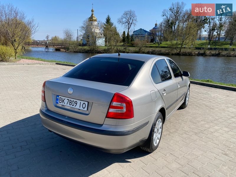 Лифтбек Skoda Octavia 2006 в Ровно фото 5 Лифтбек Skoda Octavia 2006 в Ровно