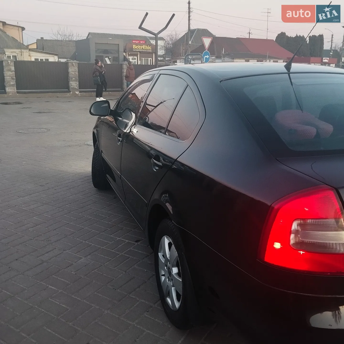 2010 Skoda Octavia - мініатюра 6