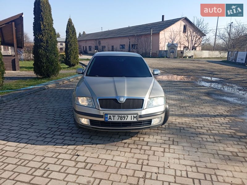 Лифтбек Skoda Octavia 2004 в Косове