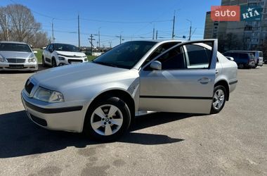 Лифтбек Skoda Octavia 2006 в Киеве