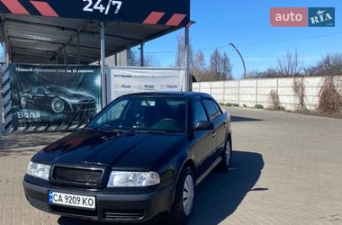 Лифтбек Skoda Octavia 2003 в Золотоноше