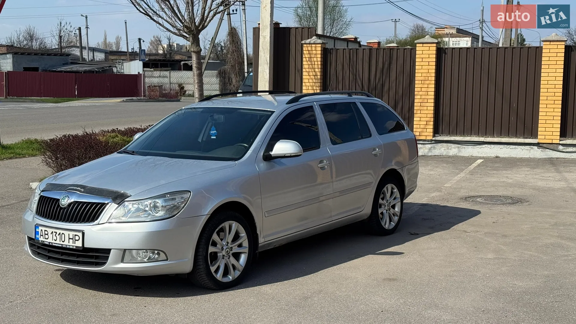 2010 Skoda Octavia - мініатюра 3