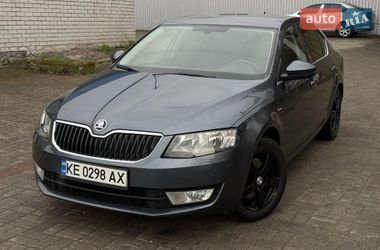 Лифтбек Skoda Octavia 2015 в Днепре