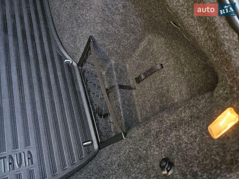 Ліфтбек Skoda Octavia 2009 в Ужгороді