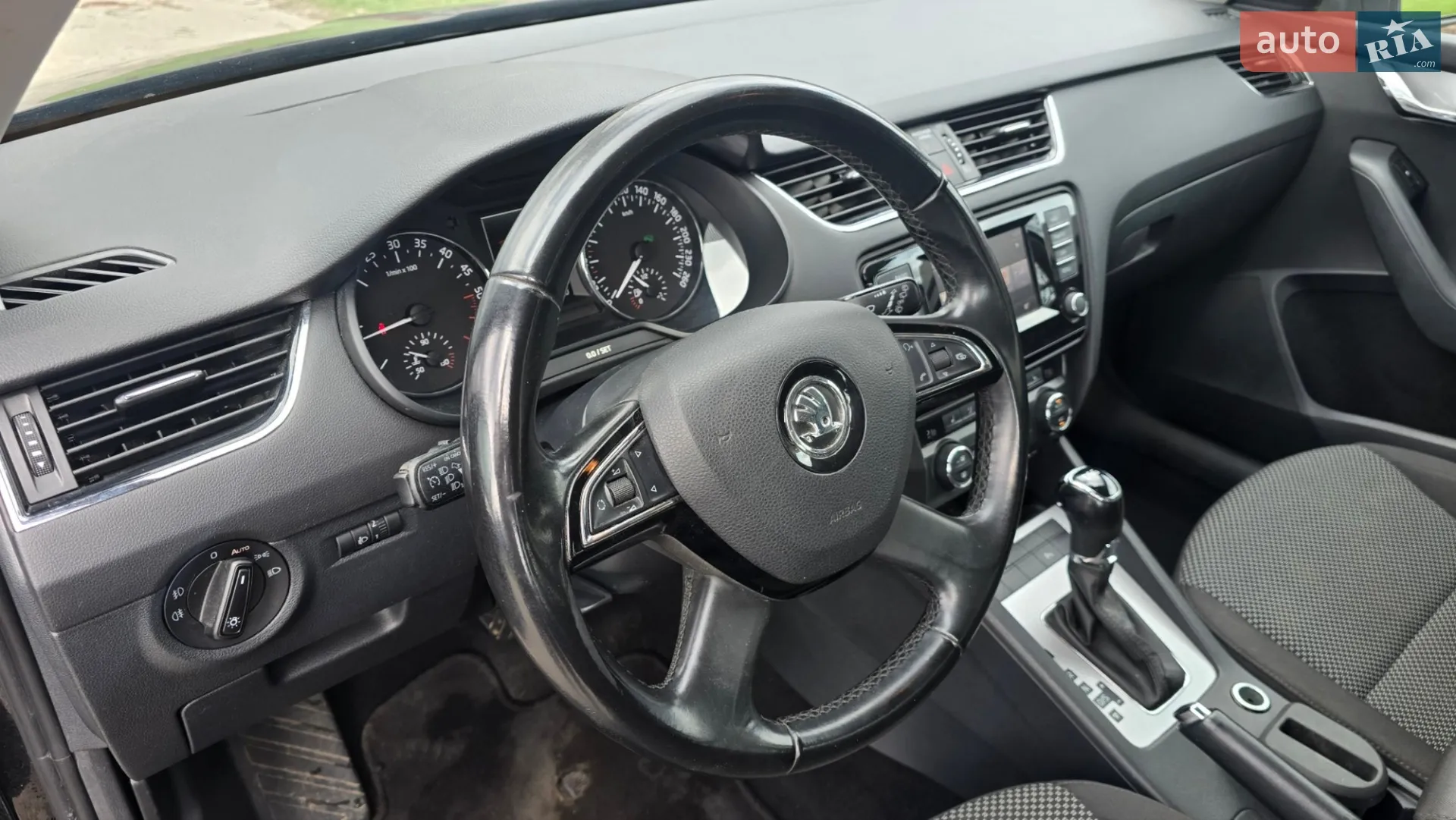 2015 Skoda Octavia - мініатюра 16