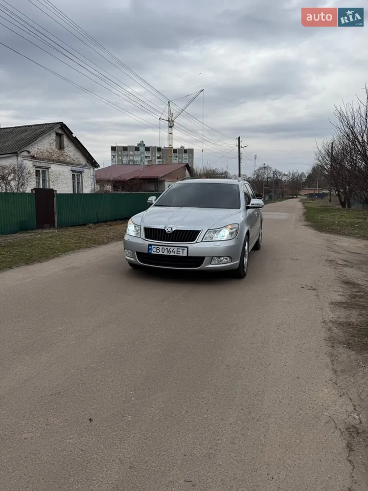 2010 Skoda Octavia - мініатюра 65