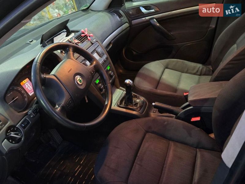Універсал Skoda Octavia 2005 в Добросині
