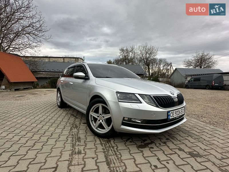 Універсал Skoda Octavia 2018 в Чернівцях