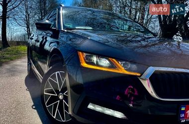 Универсал Skoda Octavia 2021 в Хмельницком