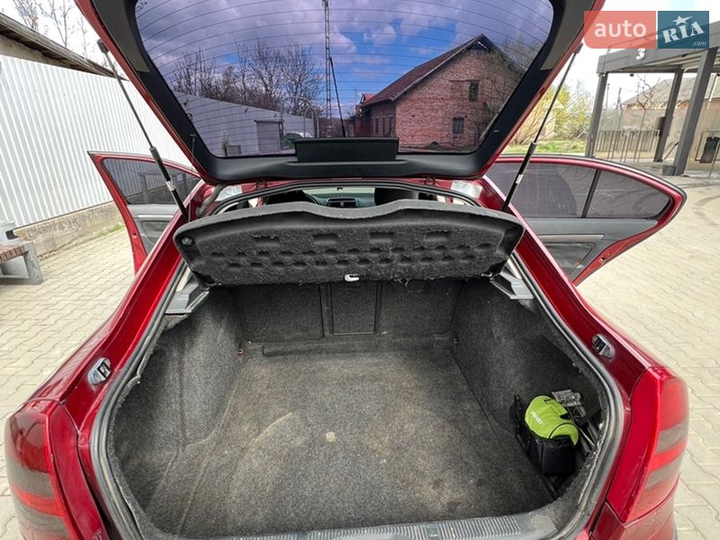 Ліфтбек Skoda Octavia 2004 в Косові