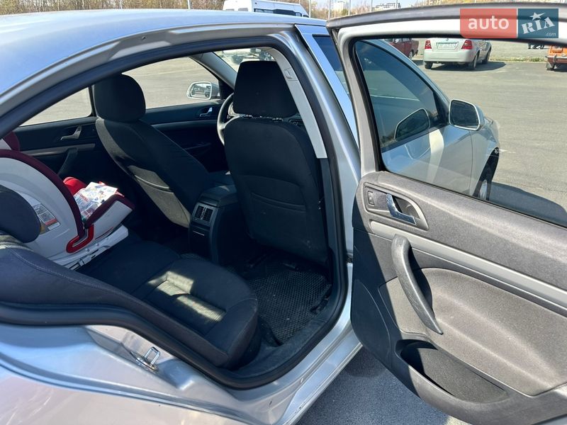 Ліфтбек Skoda Octavia 2005 в Львові