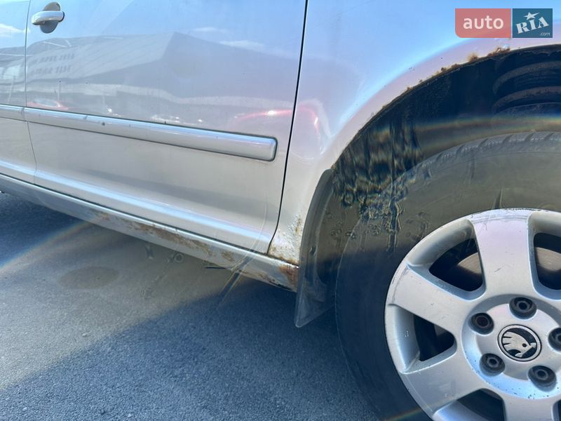 Ліфтбек Skoda Octavia 2005 в Львові