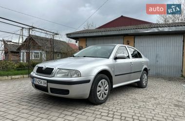 Лифтбек Skoda Octavia 2004 в Дунаевцах