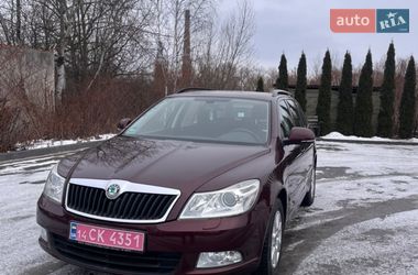 Универсал Skoda Octavia 2009 в Надворной