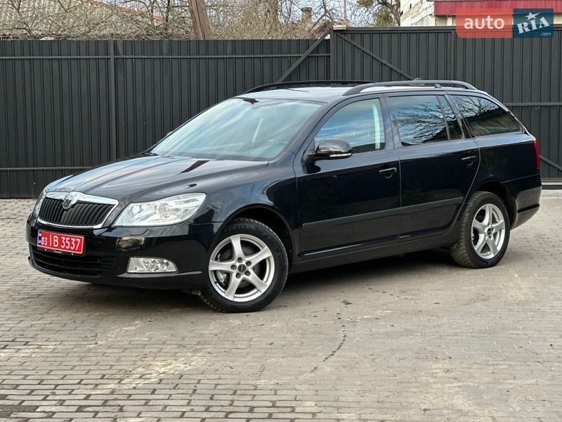 Універсал Skoda Octavia 2012 в Сарнах