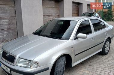 Лифтбек Skoda Octavia 2001 в Львове