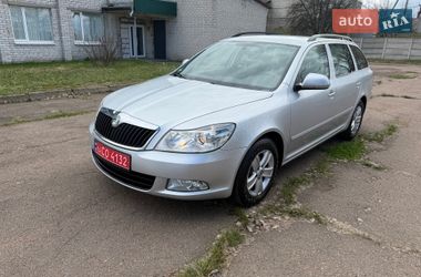 Универсал Skoda Octavia 2010 в Черкассах