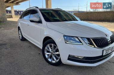 Универсал Skoda Octavia 2018 в Мукачево