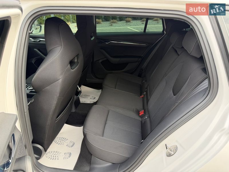 Універсал Skoda Octavia 2021 в Луцьку