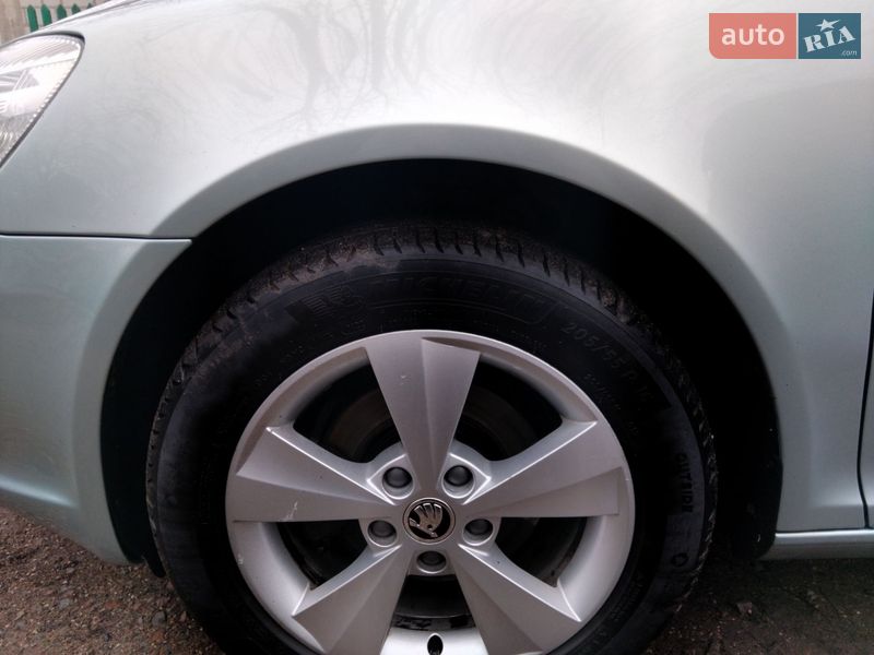 Універсал Skoda Octavia 2010 в Первомайську