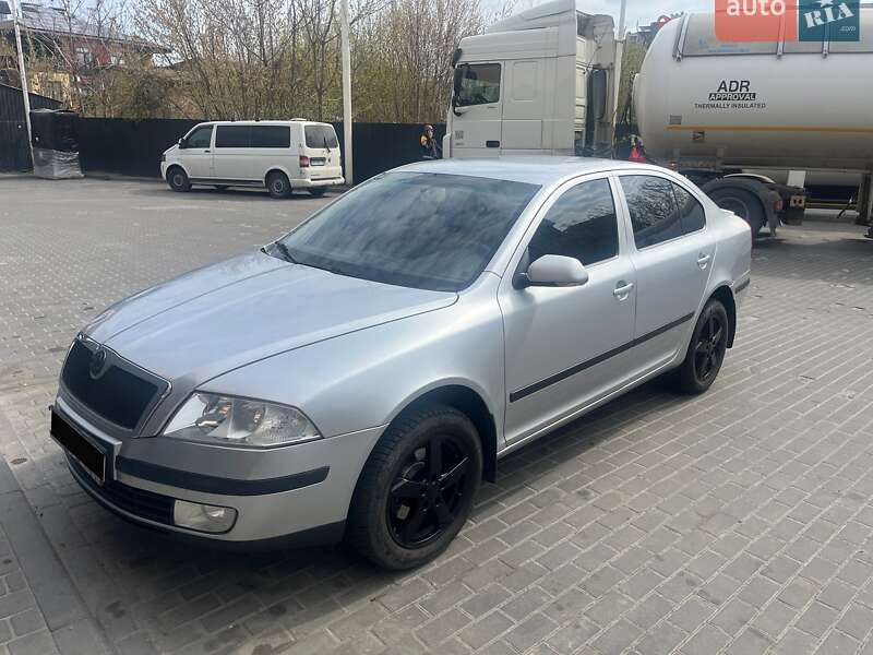 Ліфтбек Skoda Octavia 2008 в Дніпрі
