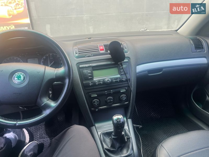 Ліфтбек Skoda Octavia 2008 в Дніпрі