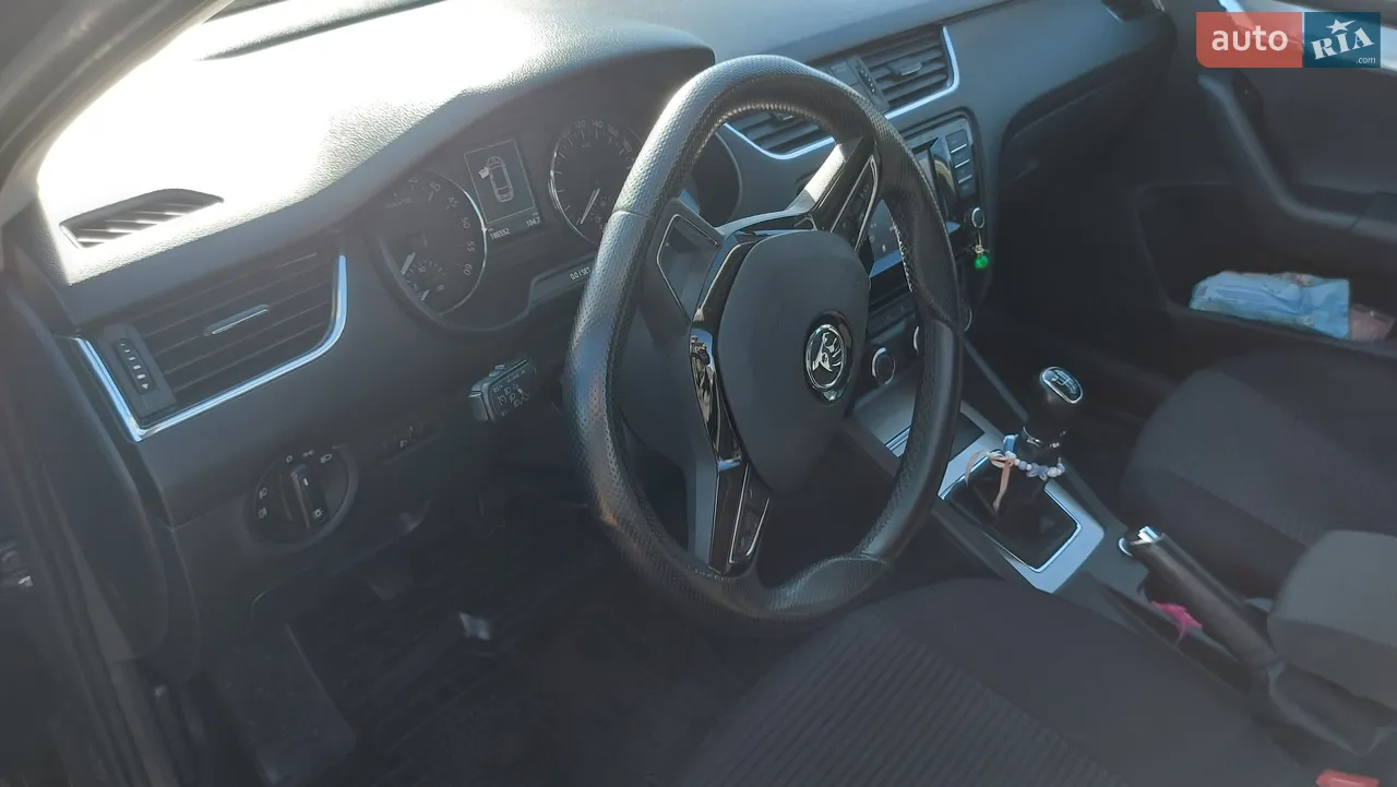 2015 Skoda Octavia - мініатюра 61