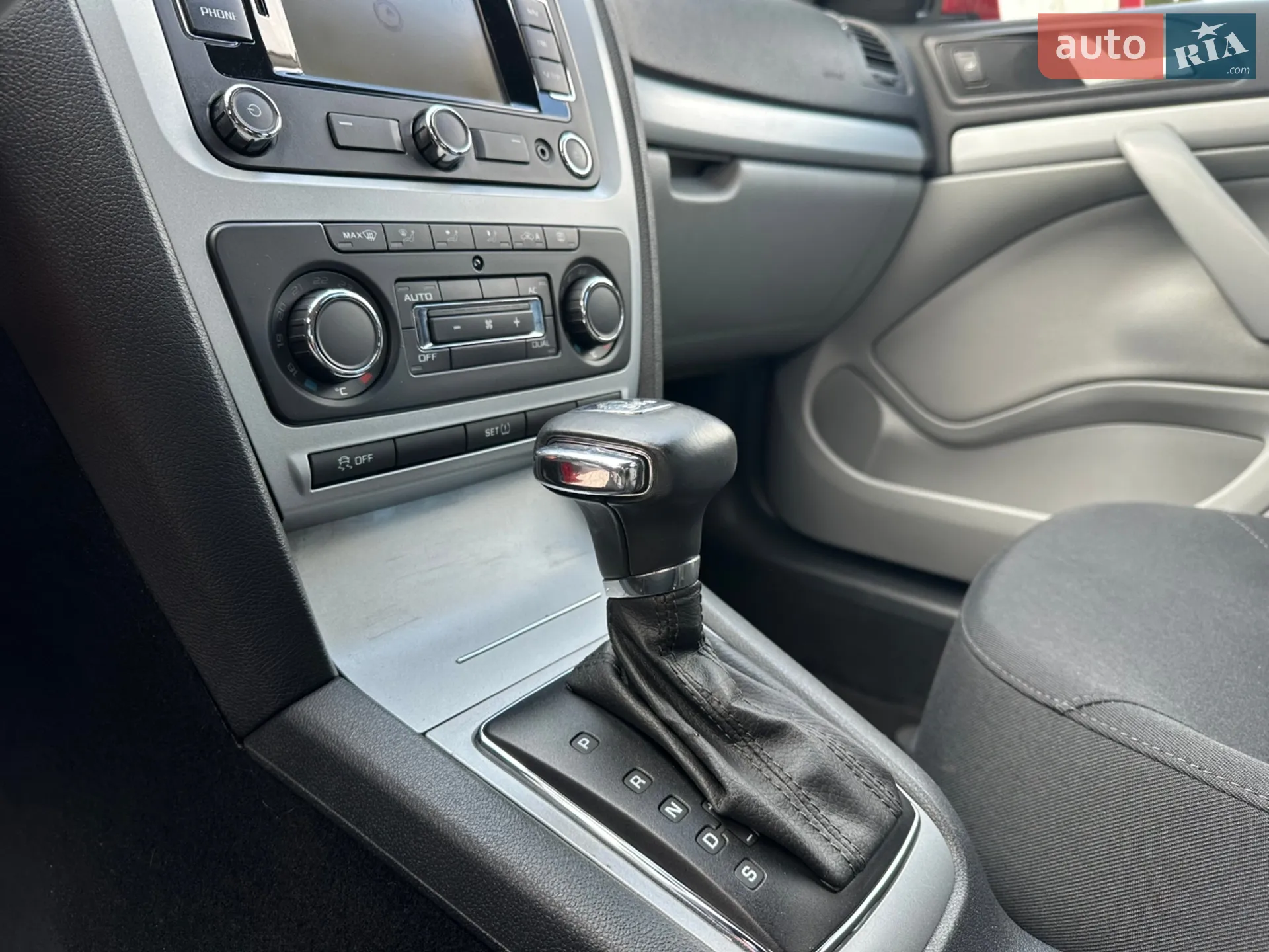 2012 Skoda Octavia - мініатюра 58
