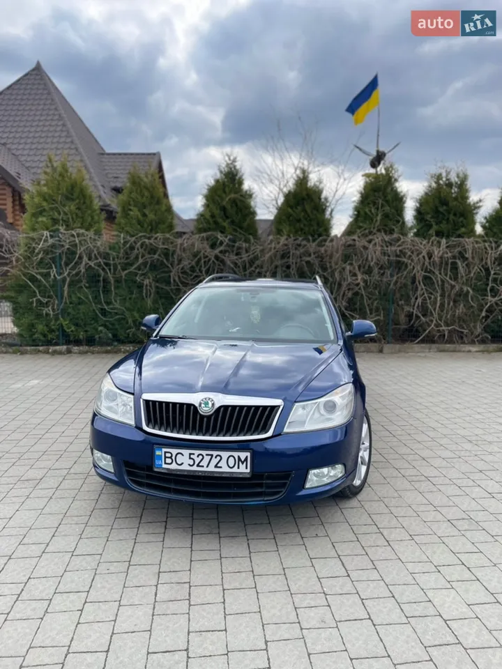 2010 Skoda Octavia - мініатюра 12