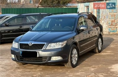 Универсал Skoda Octavia 2010 в Новом Буге