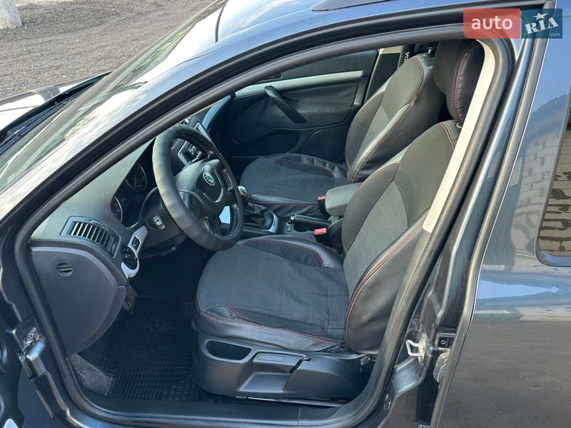 Універсал Skoda Octavia 2010 в Новому Бузі