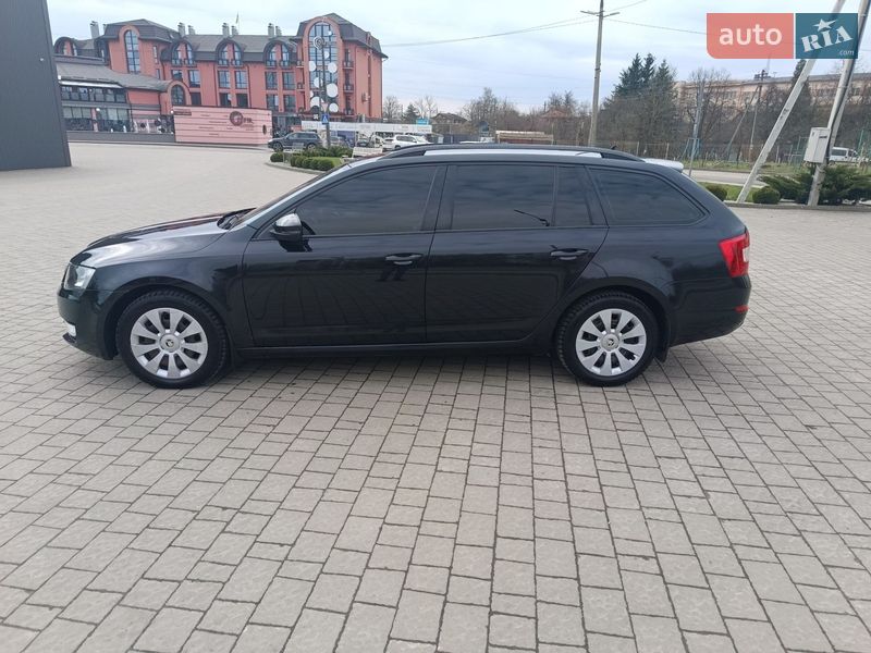 Універсал Skoda Octavia 2016 в Дрогобичі