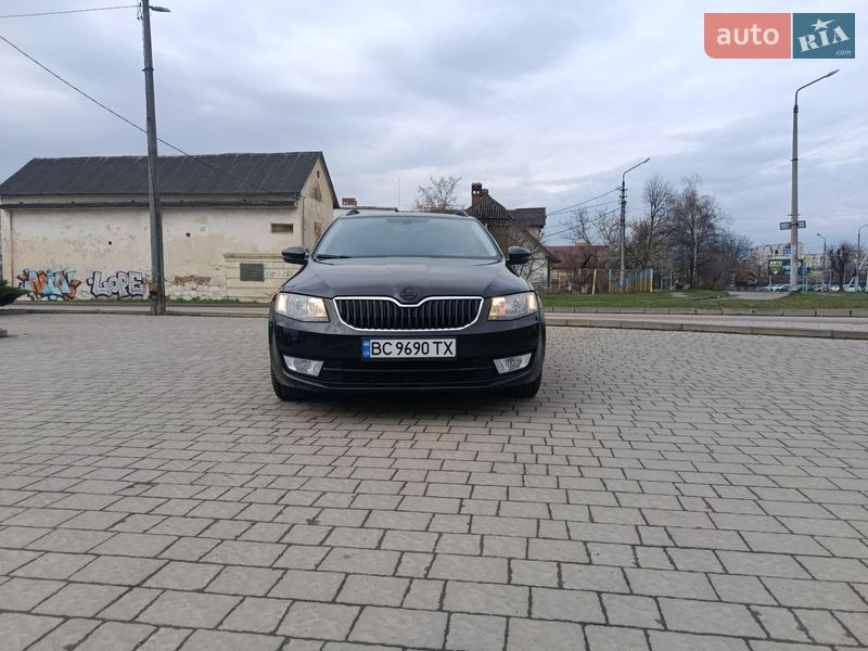 Універсал Skoda Octavia 2016 в Дрогобичі