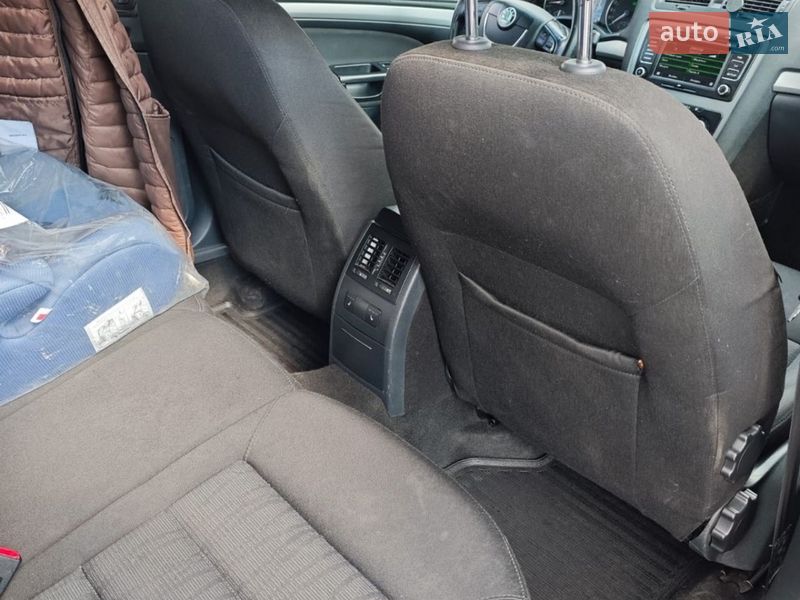 Универсал Skoda Octavia 2012 в Киеве фото 12 Универсал Skoda Octavia 2012 в Киеве