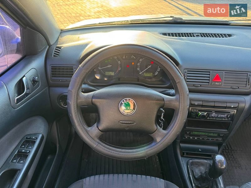 Ліфтбек Skoda Octavia 2004 в Дніпрі