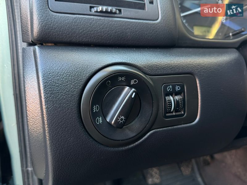 Ліфтбек Skoda Octavia 2002 в Києві фото 12 Ліфтбек Skoda Octavia 2002 в Києві