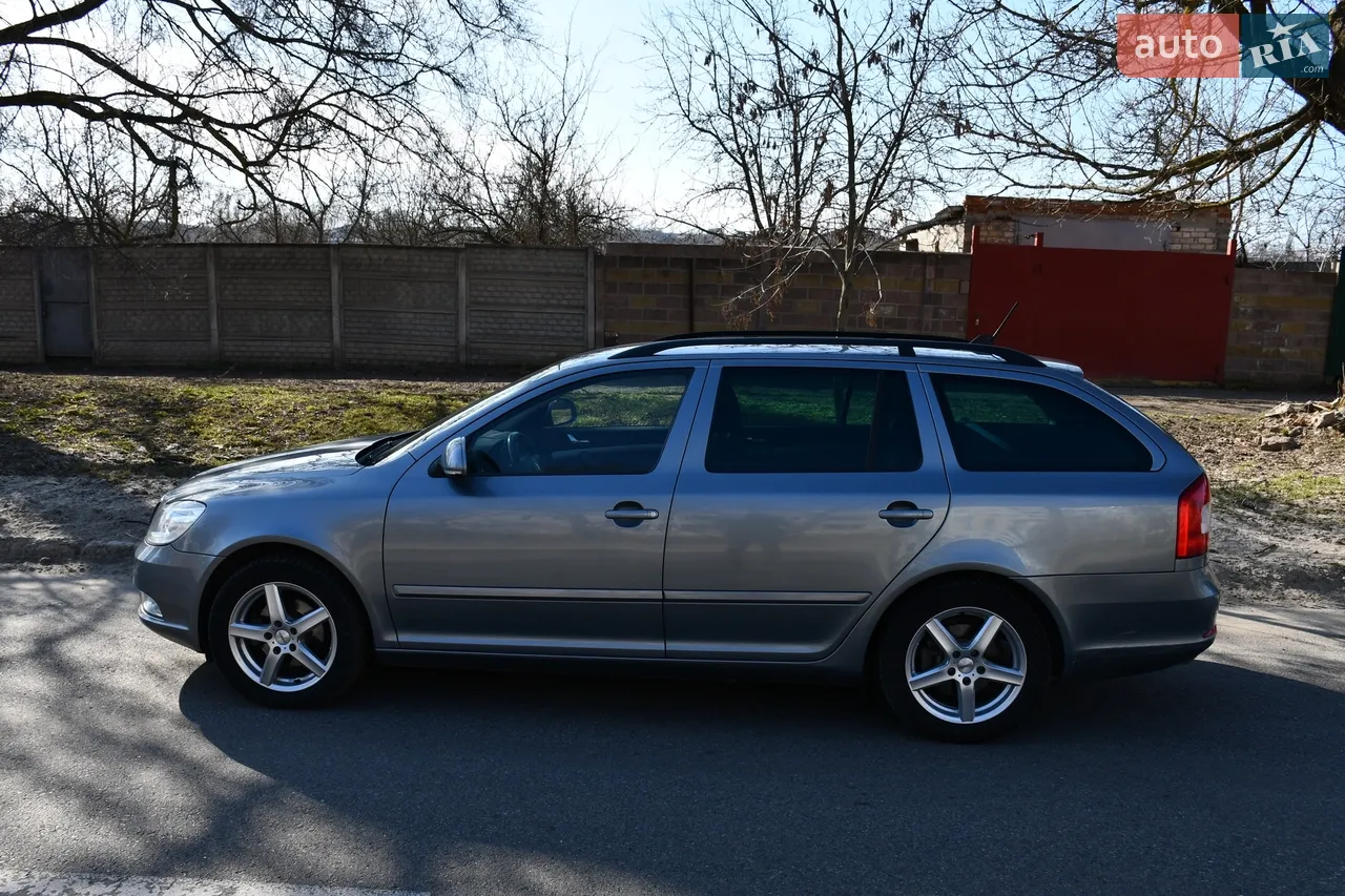 2011 Skoda Octavia - мініатюра 11
