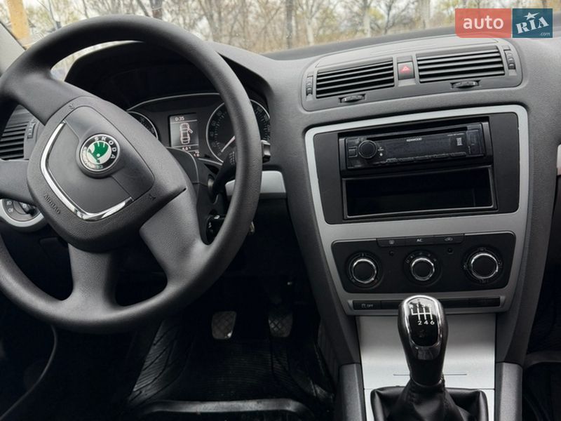 Ліфтбек Skoda Octavia 2012 в Кам'янському