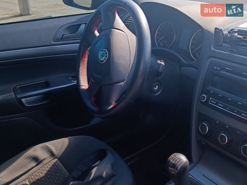 Универсал Skoda Octavia 2012 в Киеве фото 3 Универсал Skoda Octavia 2012 в Киеве