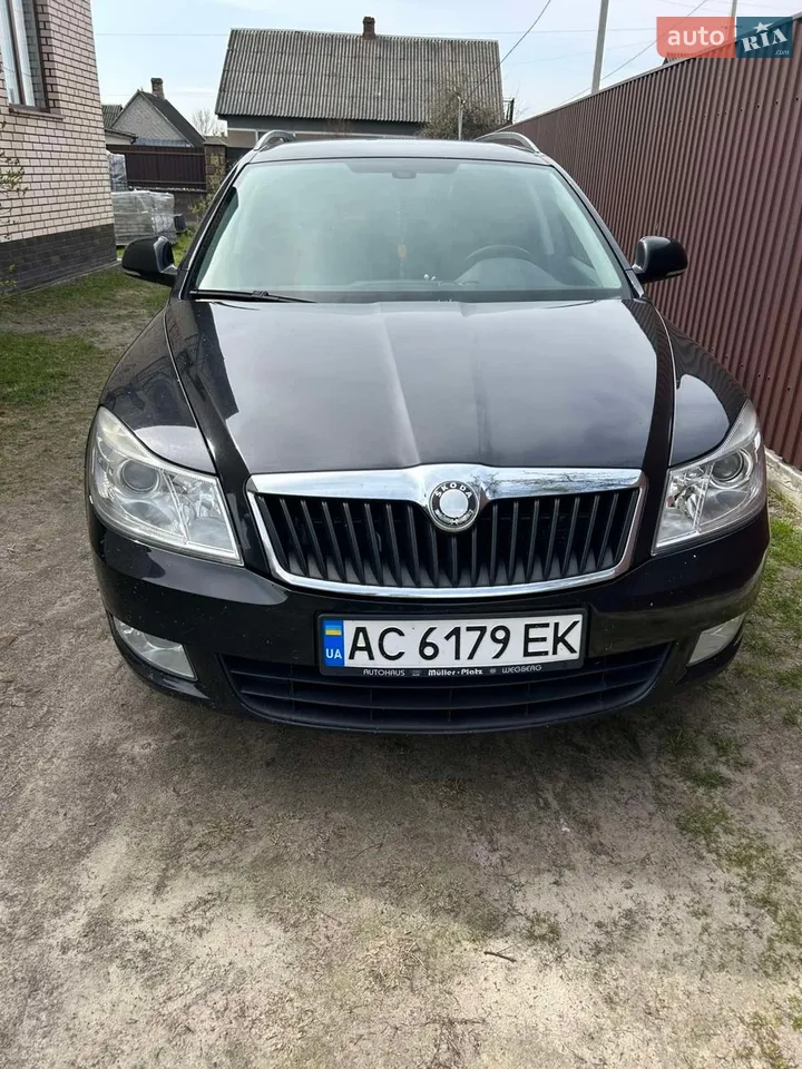 2010 Skoda Octavia - мініатюра 17