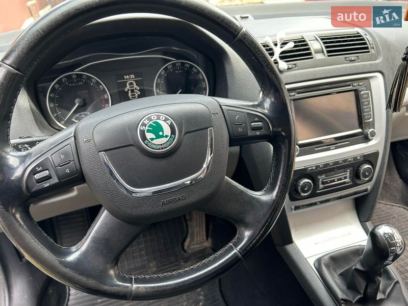 Универсал Skoda Octavia 2010 в Луцке